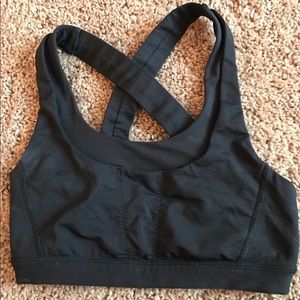 Lululemon pocket bra