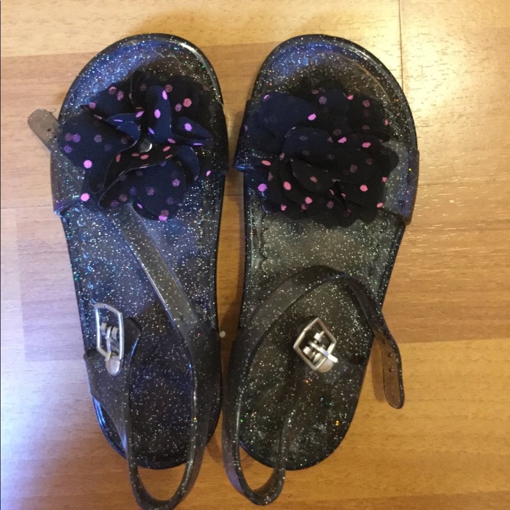 Girls sandals