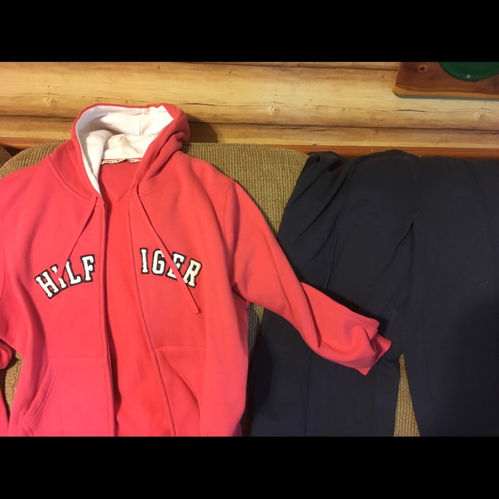 Tommy Hilfiger fleece jacket and pants