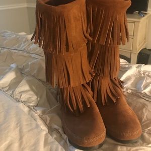 Minnetonka brown fringe boots