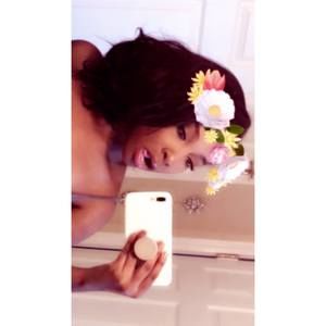 Meet your Posher, Ferlina