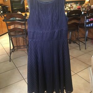Dark Blue Lace Sleeveless Dress Size 4 lined