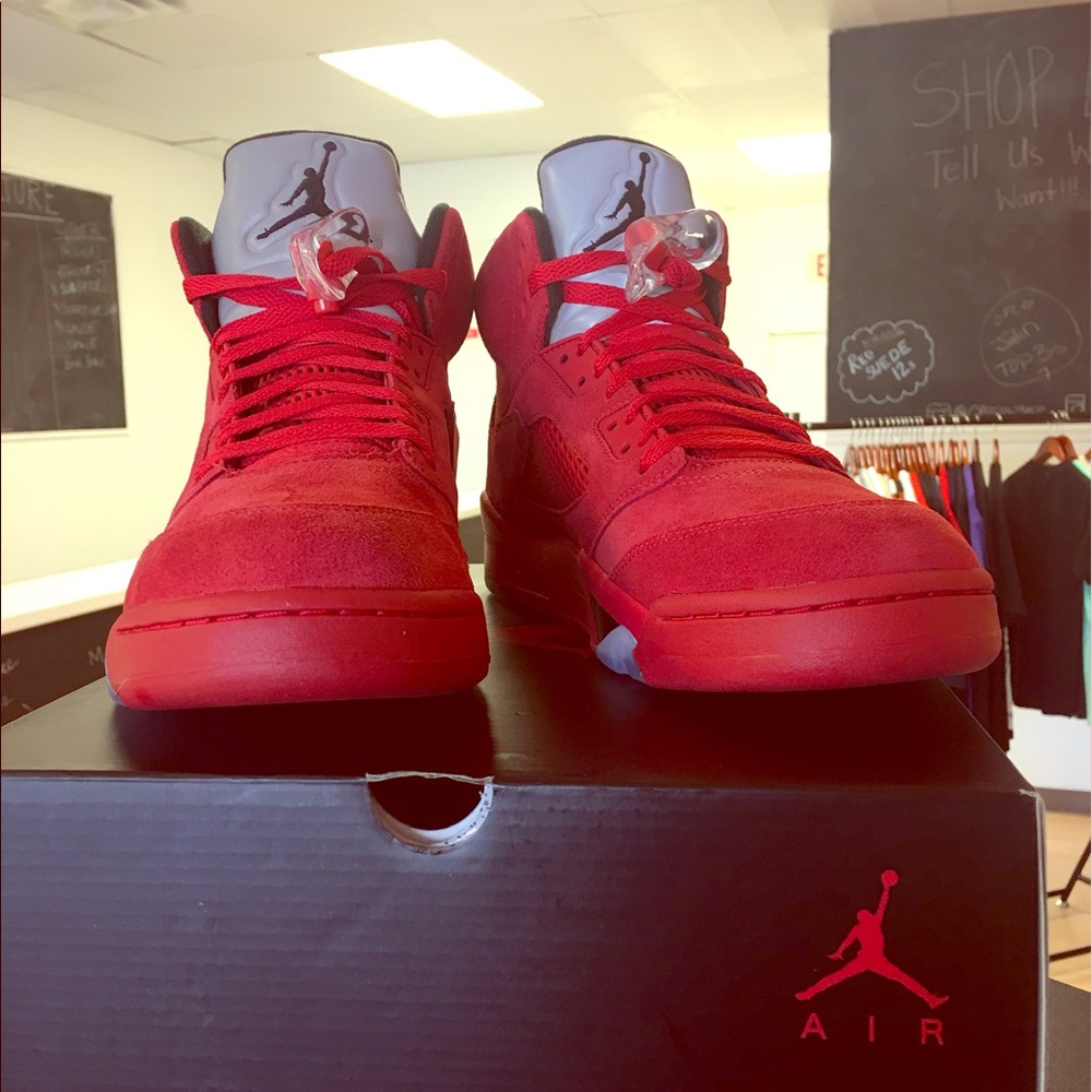 Retro Fire Red 5's