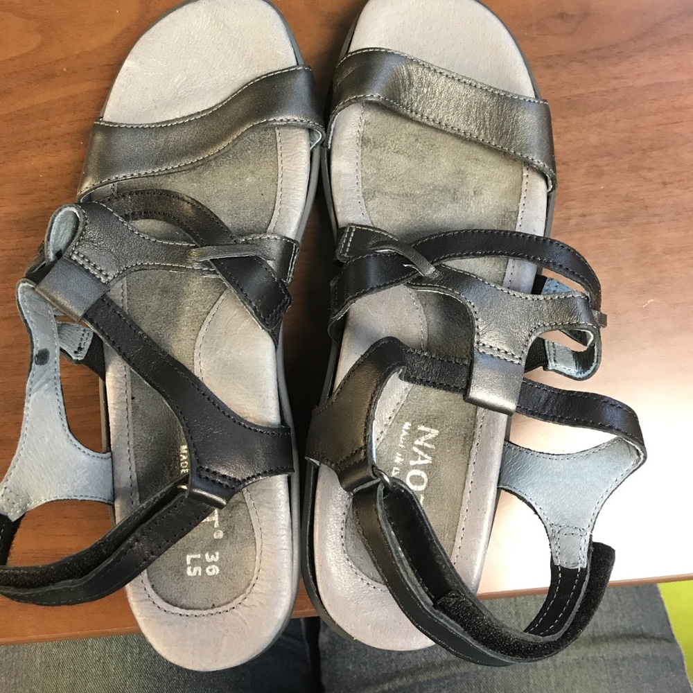 NAOT size 5 sandals