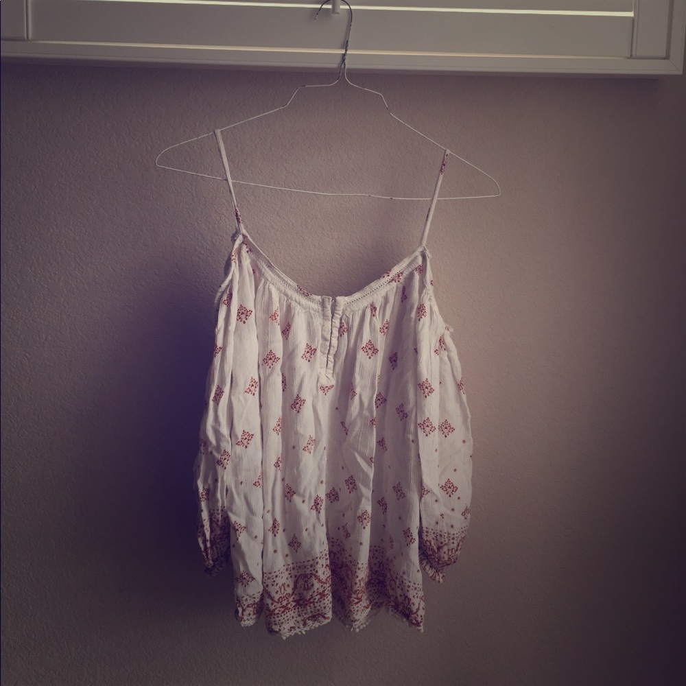 Ecote off the shoulder top