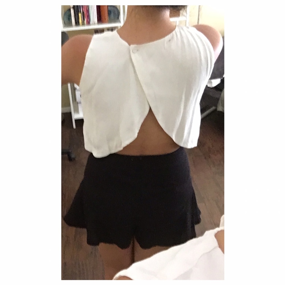 Line & Dot romper - Picture 4 of 5