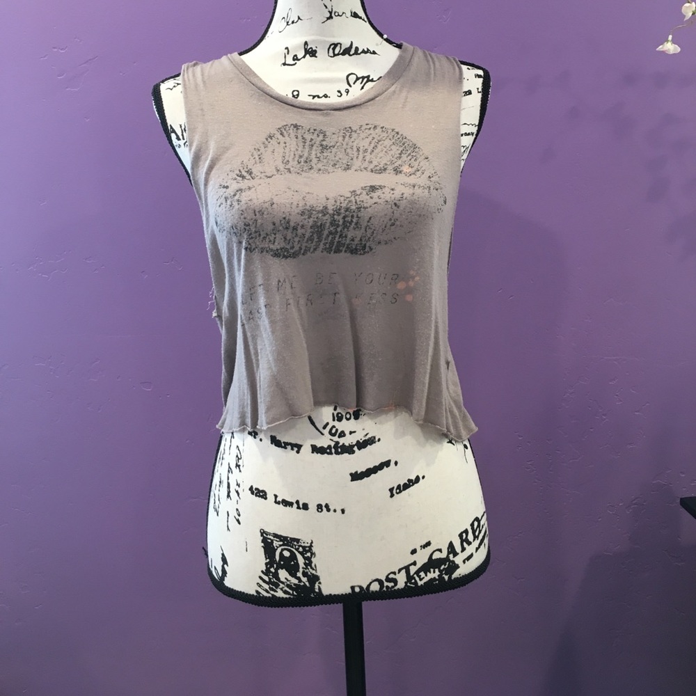 Loose Gray Shirt