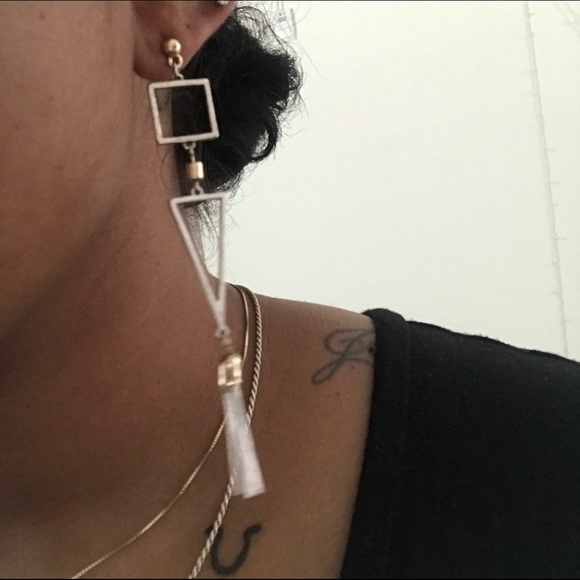 Earring set! - Picture 5 of 5