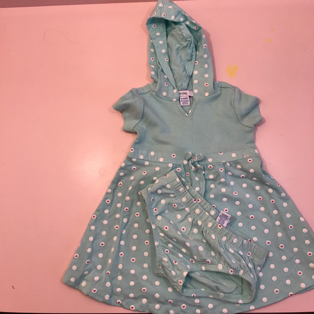 Polka dot dress!
