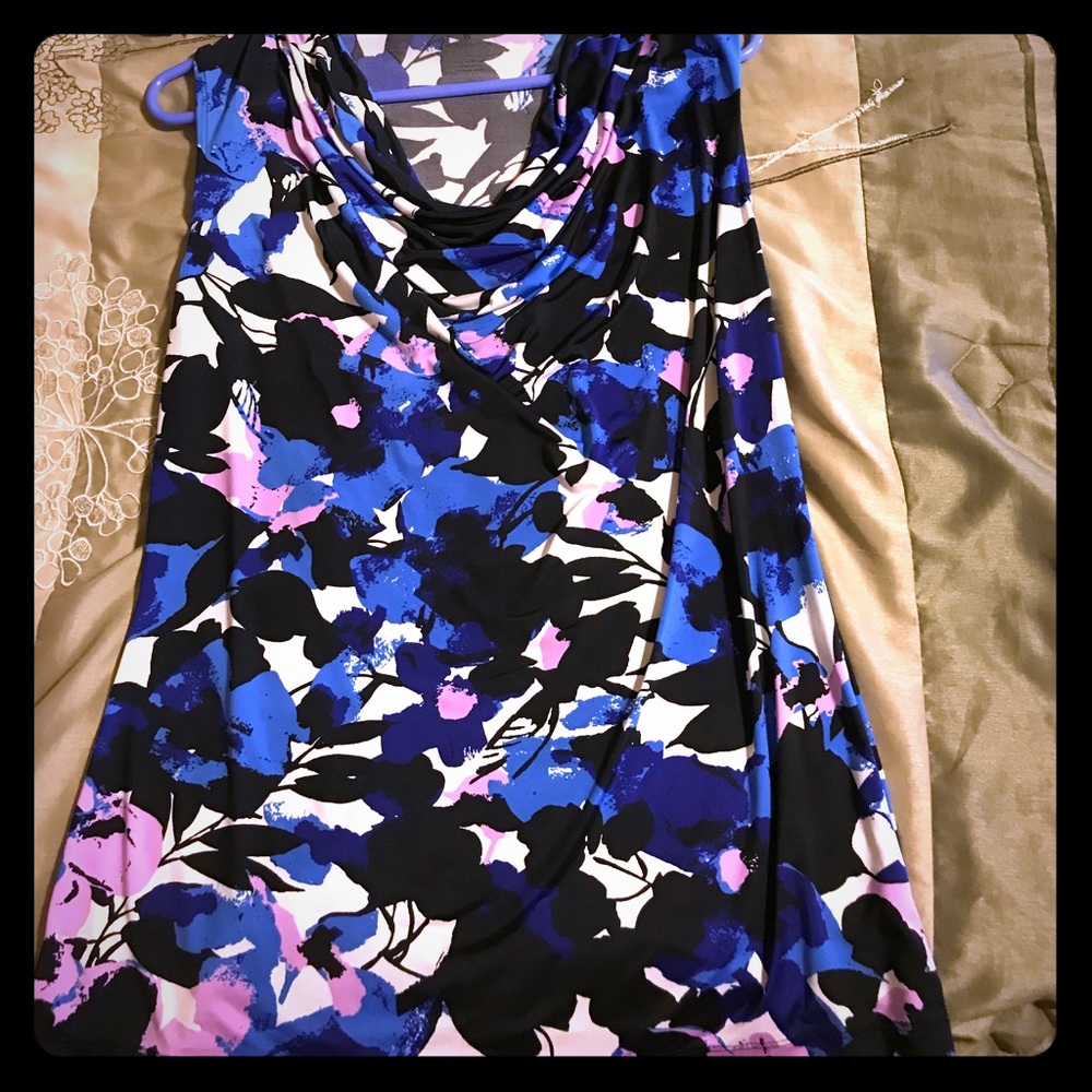 Flowery tank