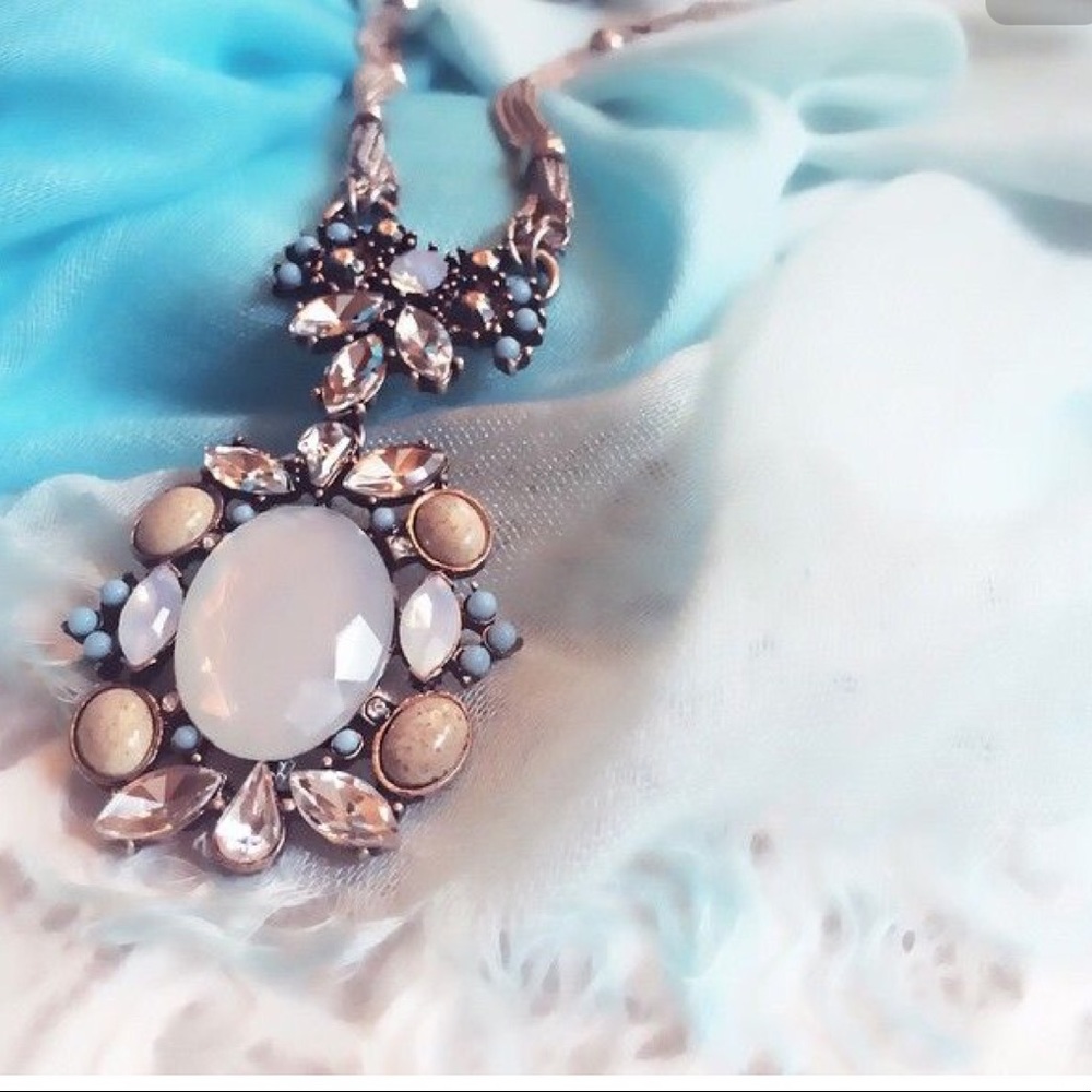 Meridian silver necklace