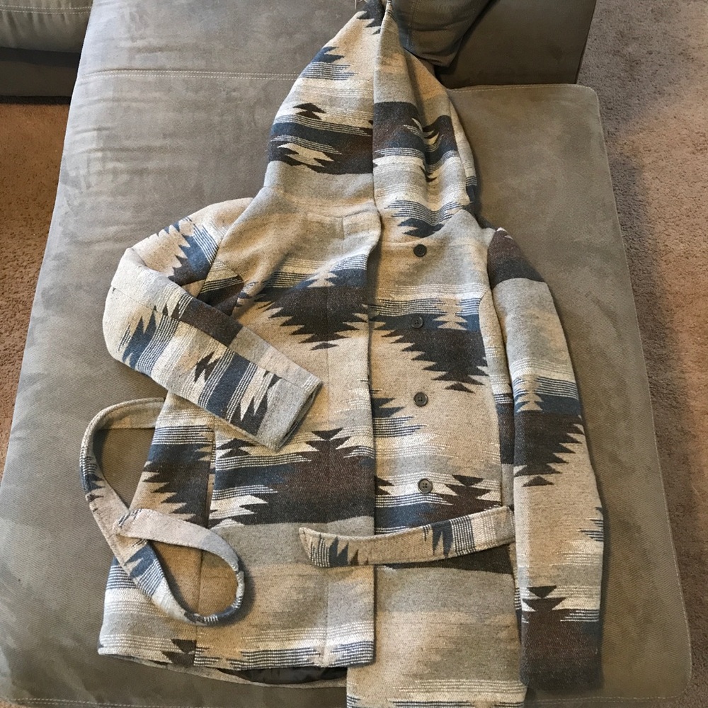 Mossimo Tribal Print Wrap up Coat Size Small