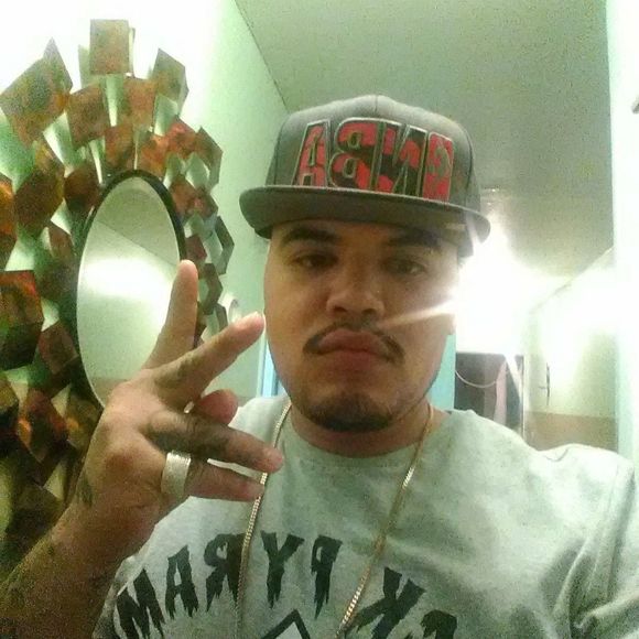 Meet your Posher, Jeffrey - Picture 1 of 1