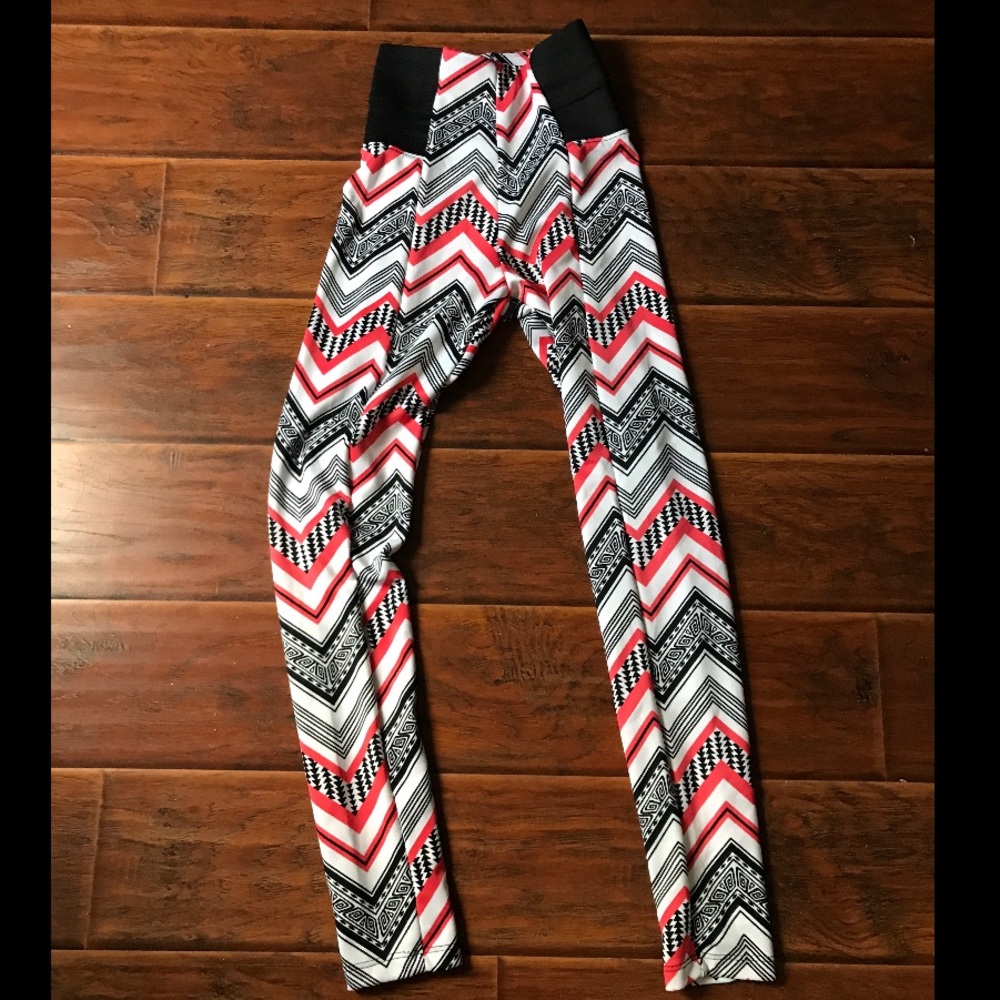 Bohemian tribal Aztec leggings medium