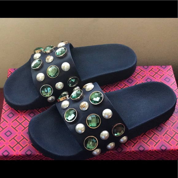 ❤️💕🎉Host Pick 🎉Tory Burch Vail Slide Sandals - Picture 2 of 8