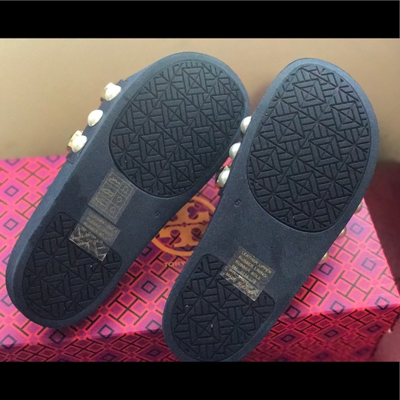 ❤️💕🎉Host Pick 🎉Tory Burch Vail Slide Sandals - Picture 4 of 8