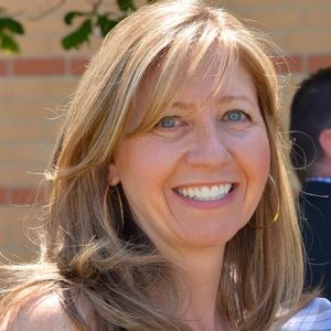 Meet your Posher, Cynthia