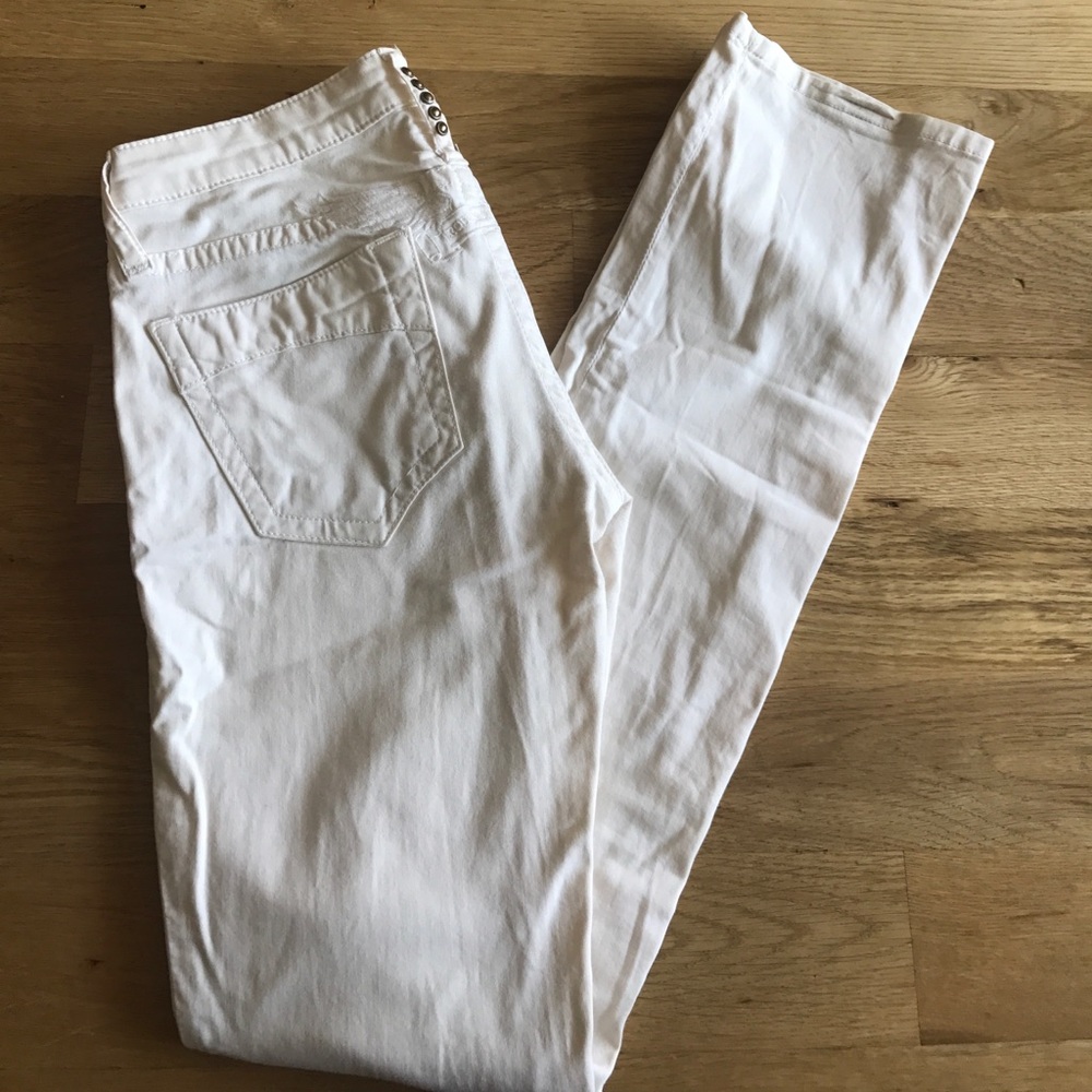 Robin's Jeans
