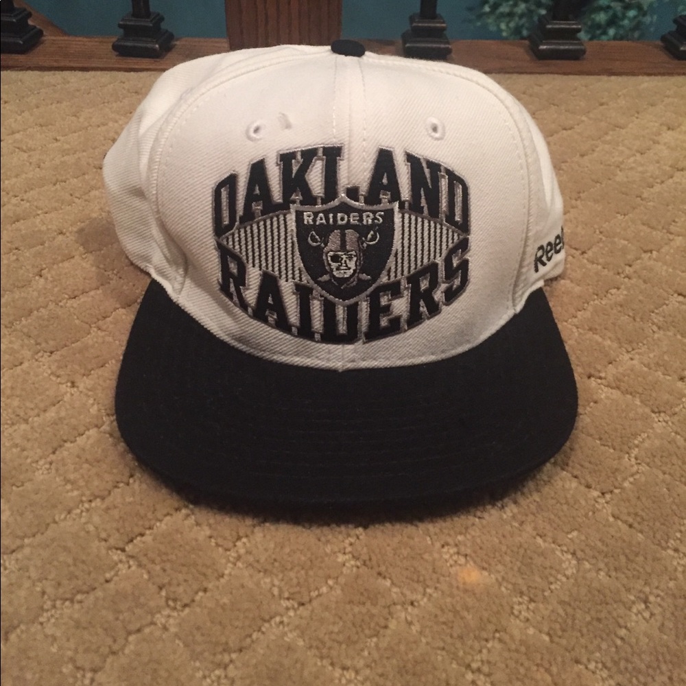 oakland raiders snap back