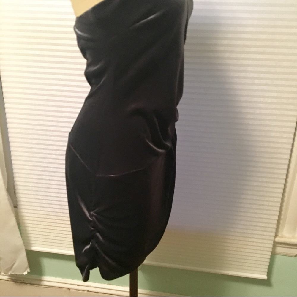 ASOS Velvet Strapless Mini Dress NWT - Picture 6 of 8