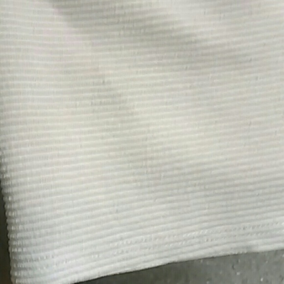 White Ribbed Crop Top - Picture 2 of 4