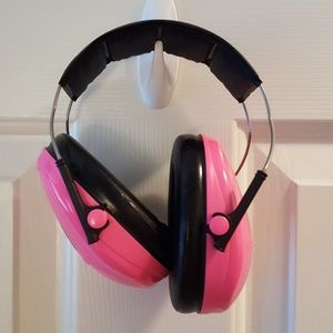3m infant/child peltor noise cancelling headphones