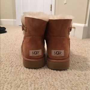 Ankle ugh boots