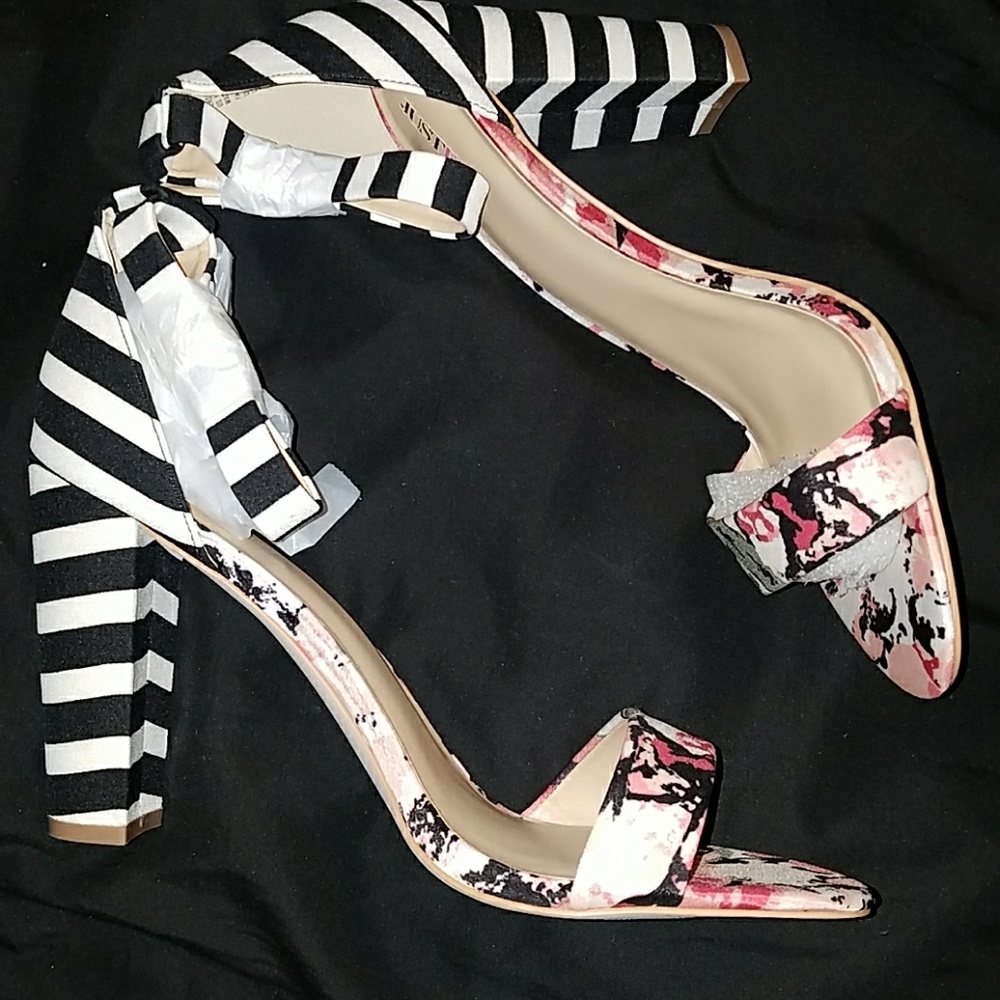 Just Fab Sandals sz11