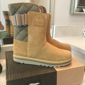 NWT Sorel Newbie Campus Boot Tan 9