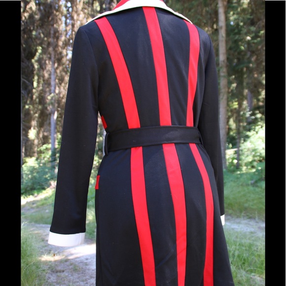 Recycled / Destroyed Knit Lined 60's Mod Zip Dress - Picture 4 of 5