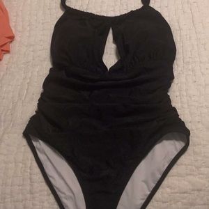 Cupshee small bathing suit