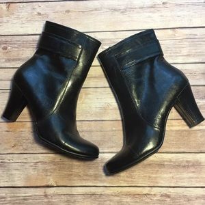 A2 Aerosoles Heelrest NEOT Women's Black Boots