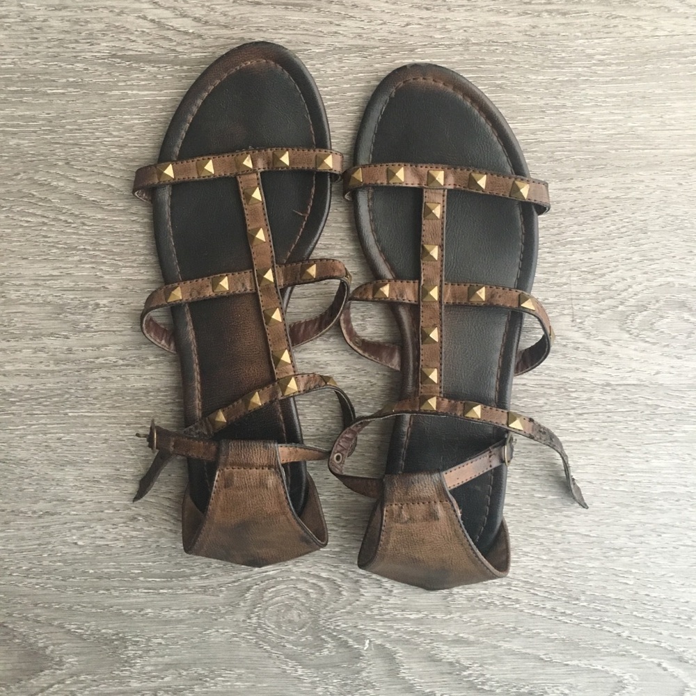 Brown Studded Scandals