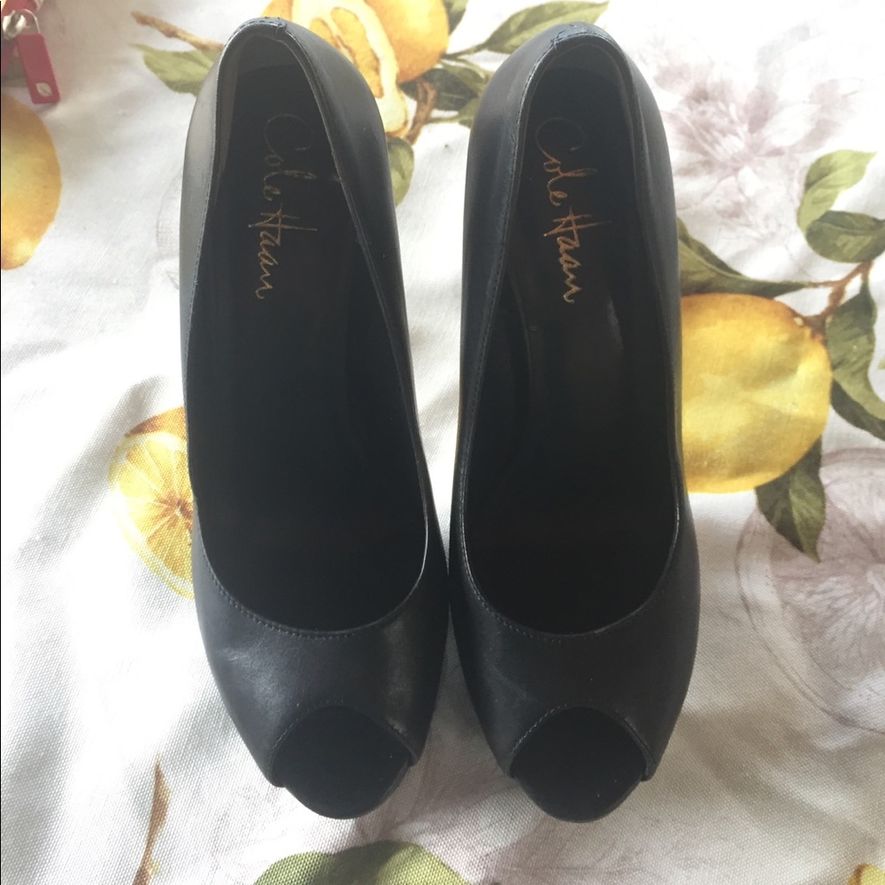 Cole Haan Heals with Nike air