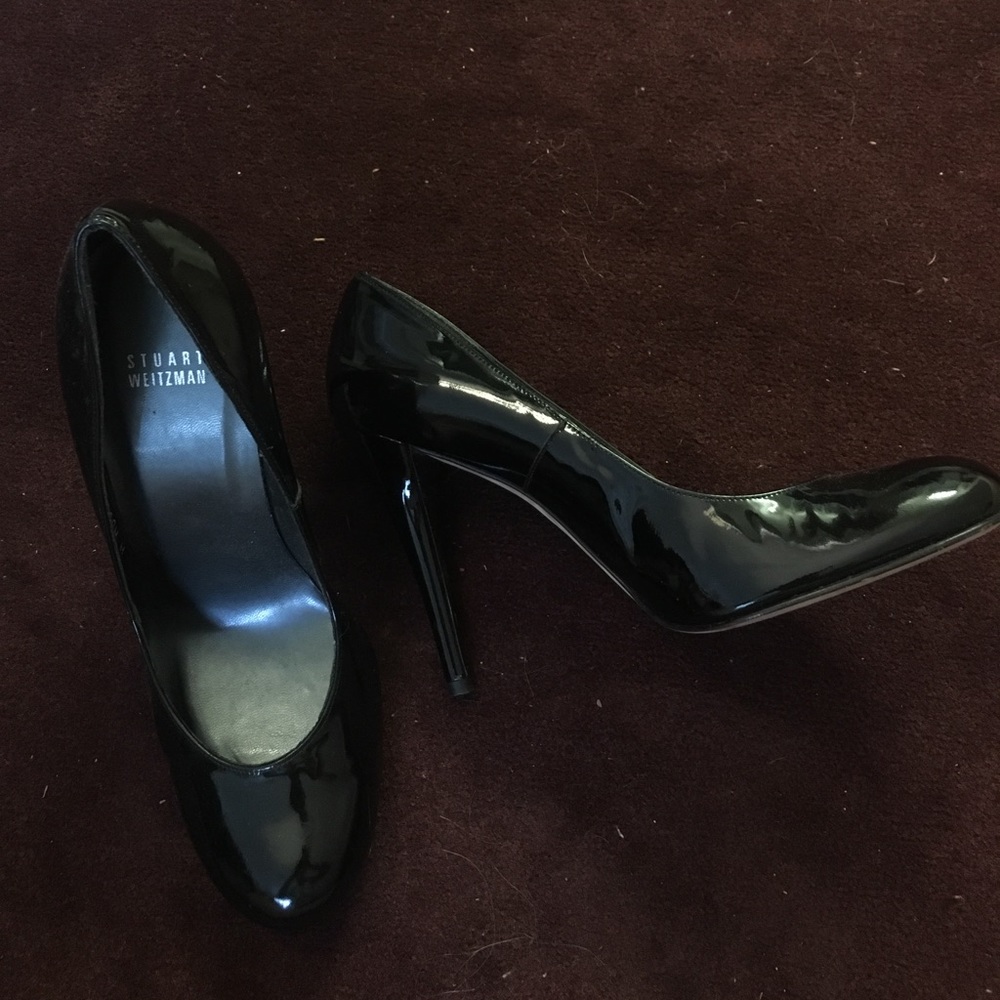 Stuart Weitzman black patent leather heels size 10