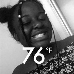 Meet your Posher, Adriana