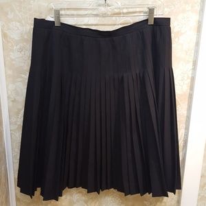 Brooks Brothers Black Pleated Skirt