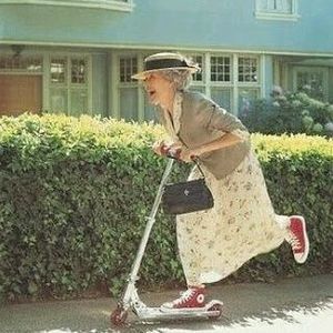 Meet your Posher, Linda