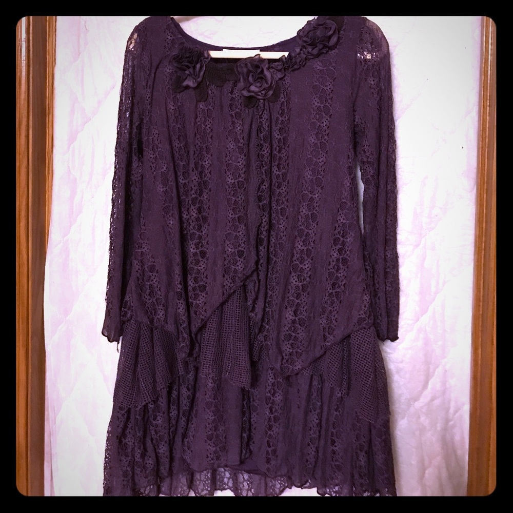 Lace tunic top