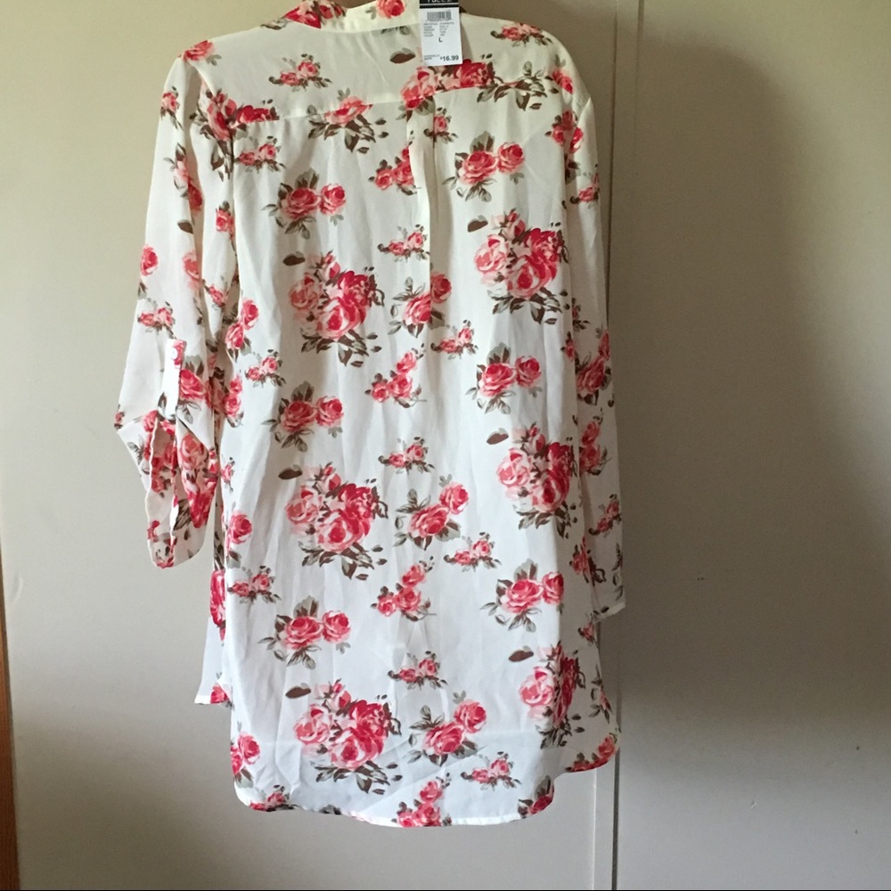 Floral top - Picture 2 of 2