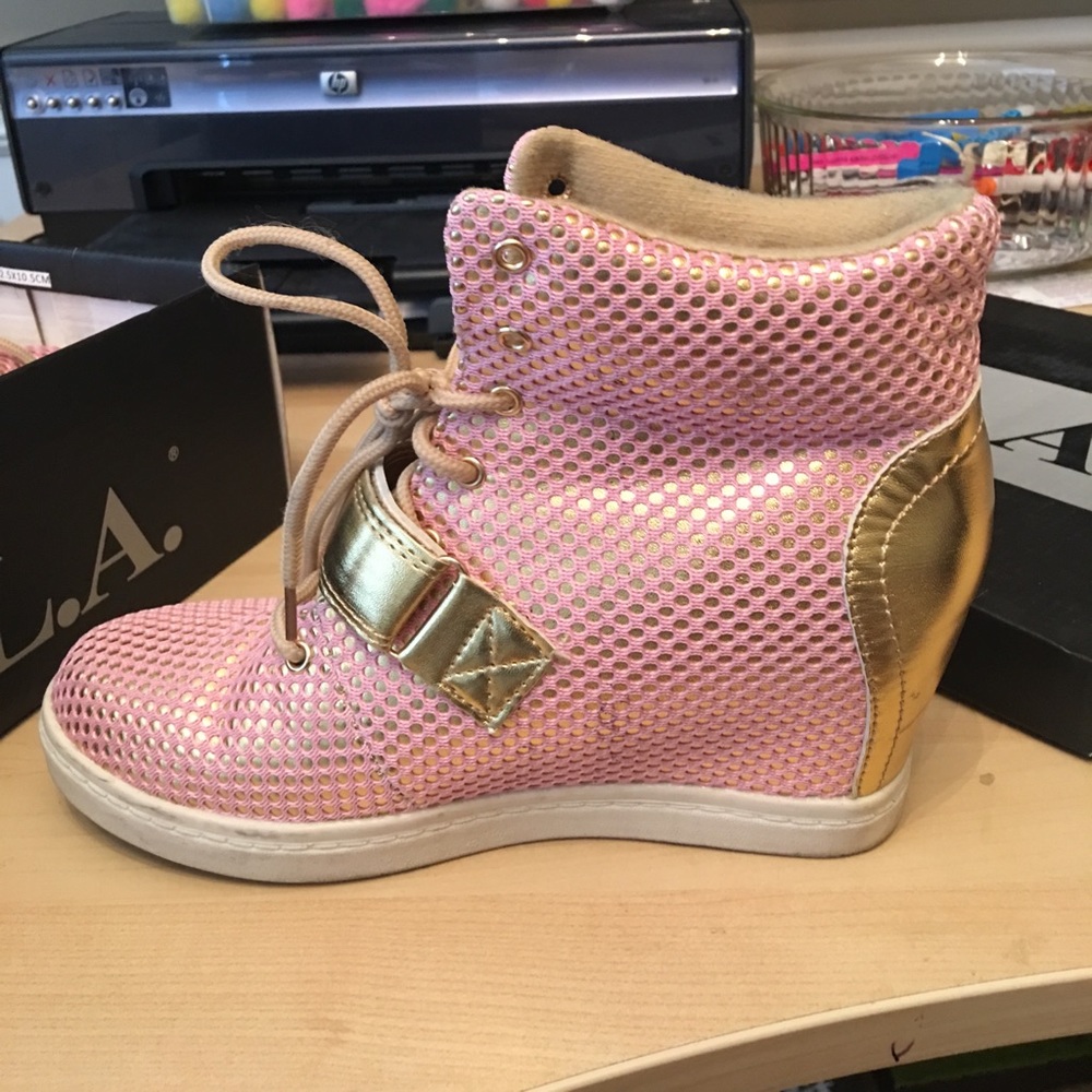 Jerdon Pink and Gold wedged sneakers