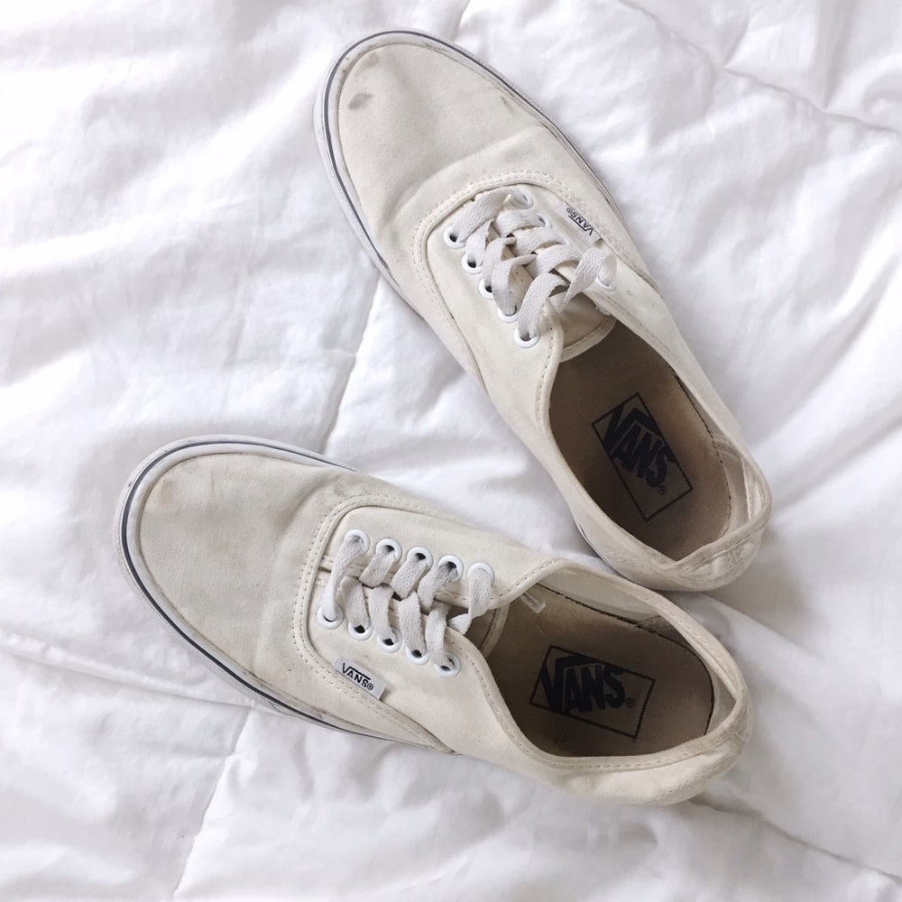 REDUCED Cream Vans Authentic style