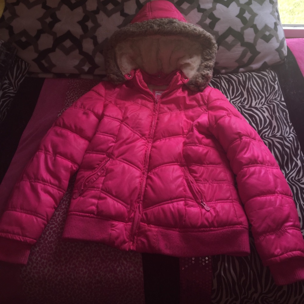 furry winter jacket (can also take the hood off)