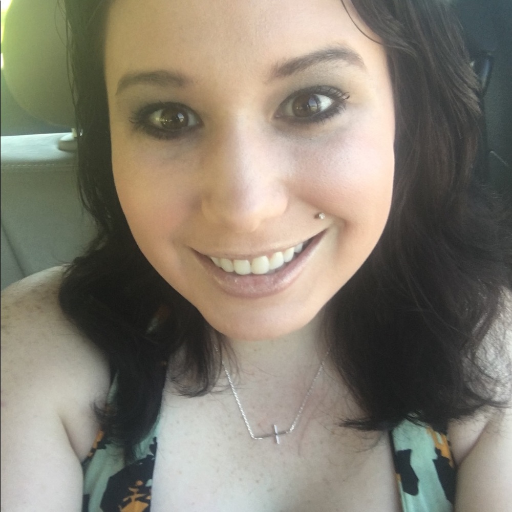 Meet your Posher, Natasha