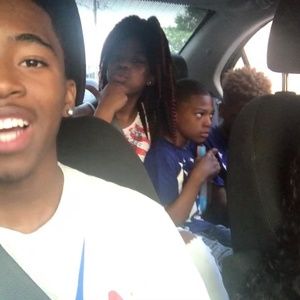 Meet your Posher, Cameron