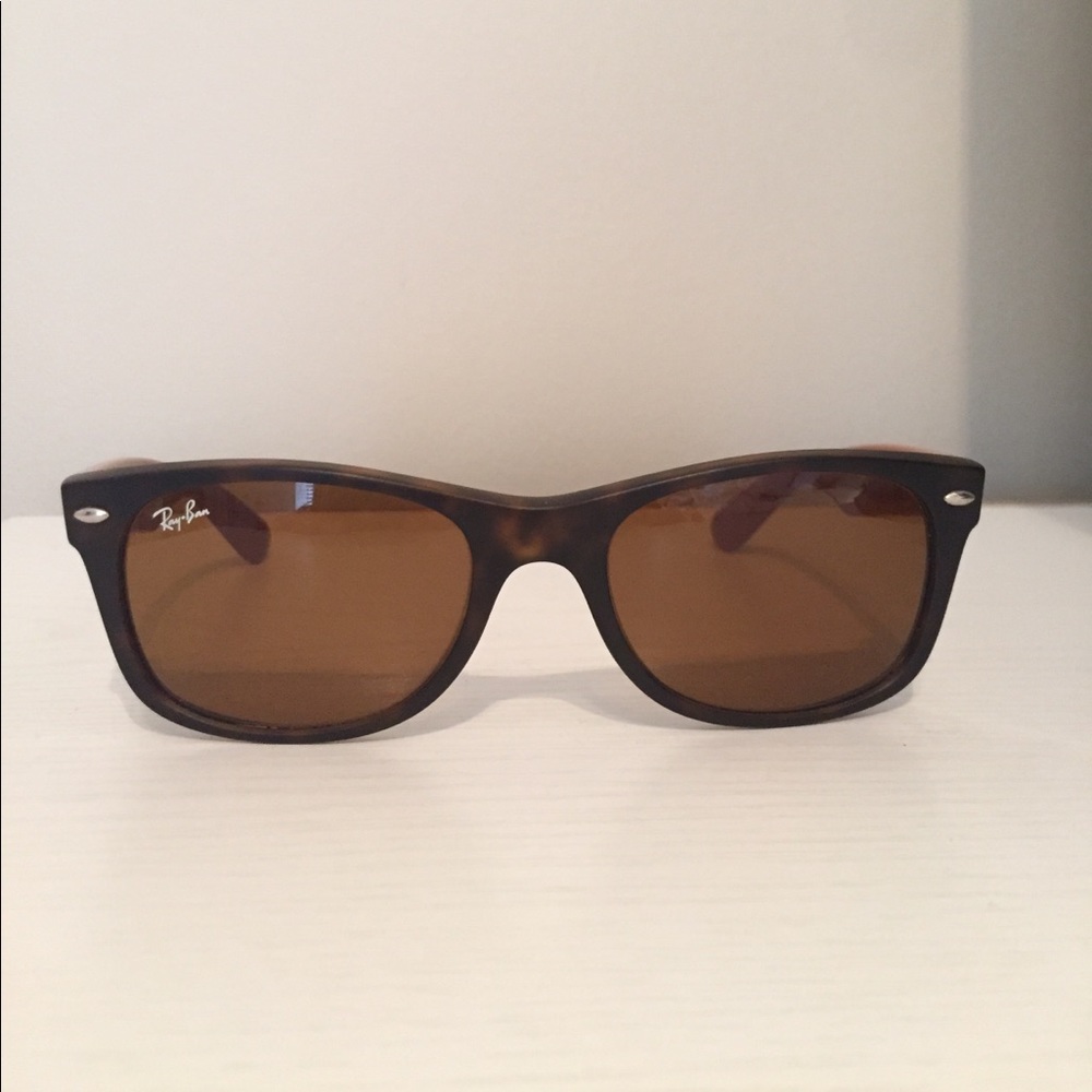 Ray Ban RB2132 55mm New Wayfarer Sunglasses