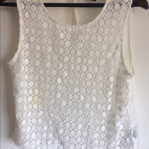 Forever 21 sleeveless shirt