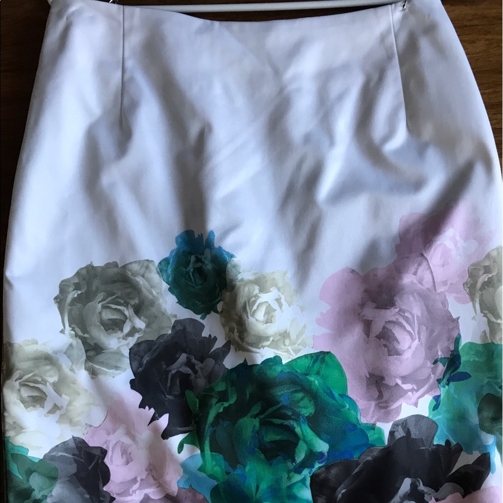 ✨H&M midi skirt✨