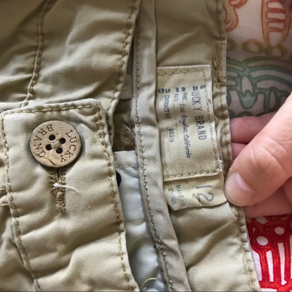 Lucky brand shorts - Picture 2 of 3
