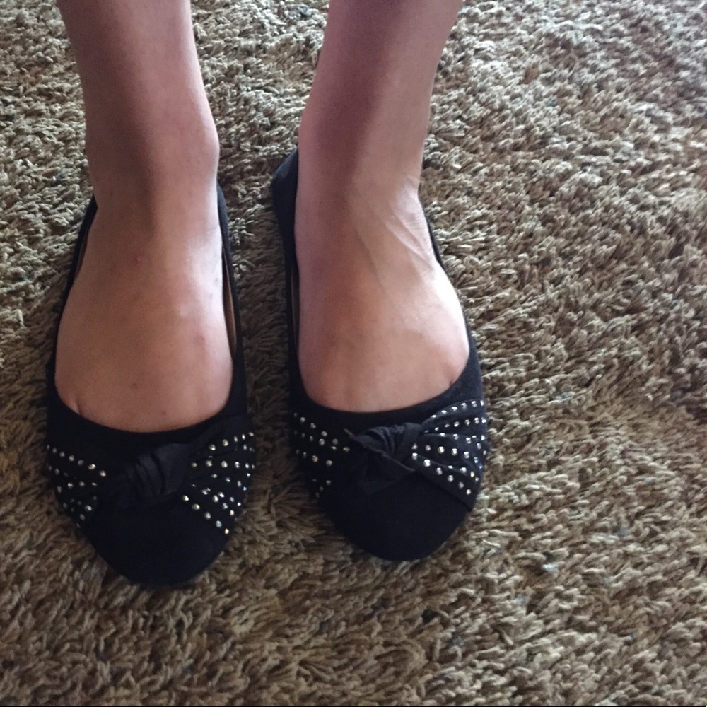 Wet seal black stud ballet flats
